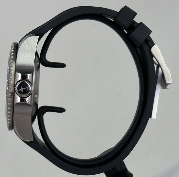 OceanX Sharkmaster 1000 Titanium SMTi1022 Limited Edition (Pre-owned)