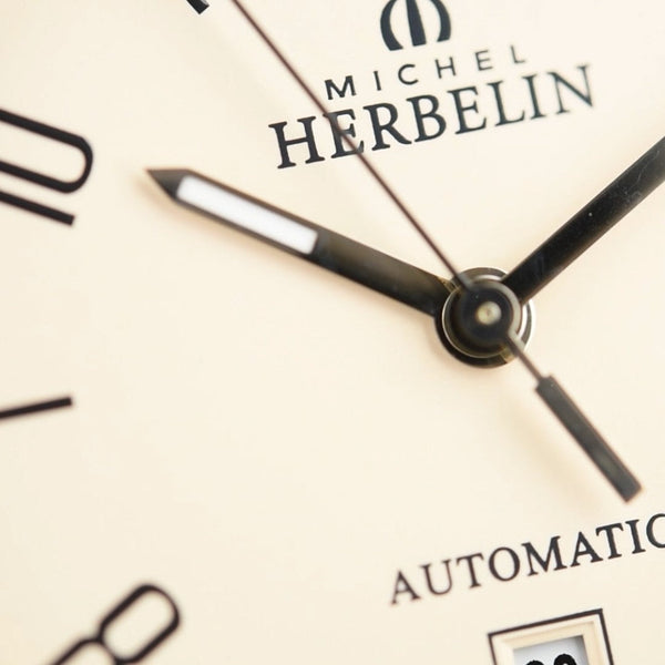 unique-id-e4c6a700-286c-4dd1-97b1-76b733e4db32