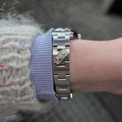 unique-id-fa5c4526-4521-4b15-940a-477d143655f6