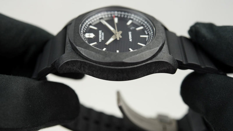 Victorinox I.N.O.X. Carbon Mechanical 241866.1 Pre owned