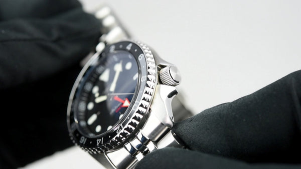 Seiko 5 GMT SSK001 (Pre-owned)