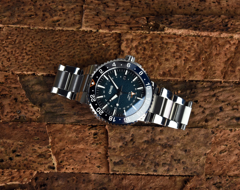 Oris Aquis Whale Shark Limited Edition 01 798 7754 4175 Set Pre owned SeriousWatches.eu