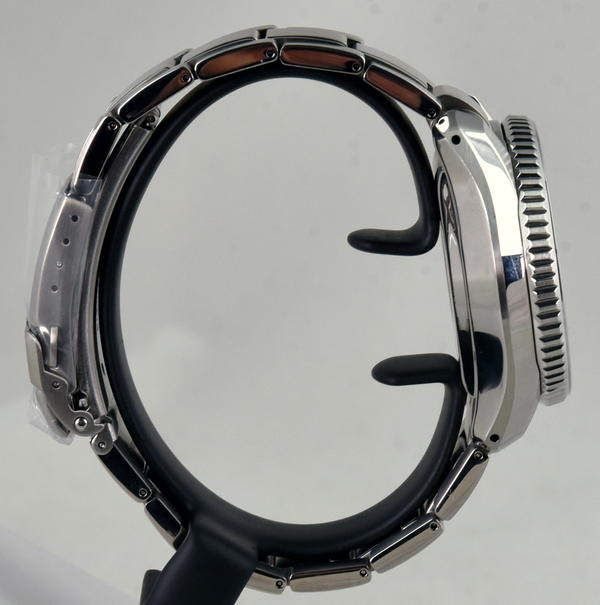 Seiko Prospex Marinemaster SLA021J1 (Pre-owned)