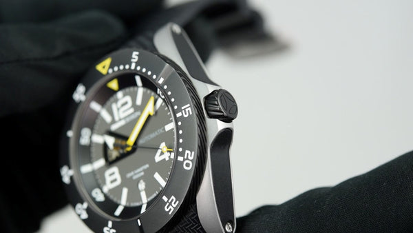 Momo Design Diver Pro MD279-SB11 (Pre-owned)