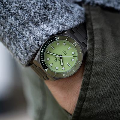 BOLDR Venture Diver Green Star